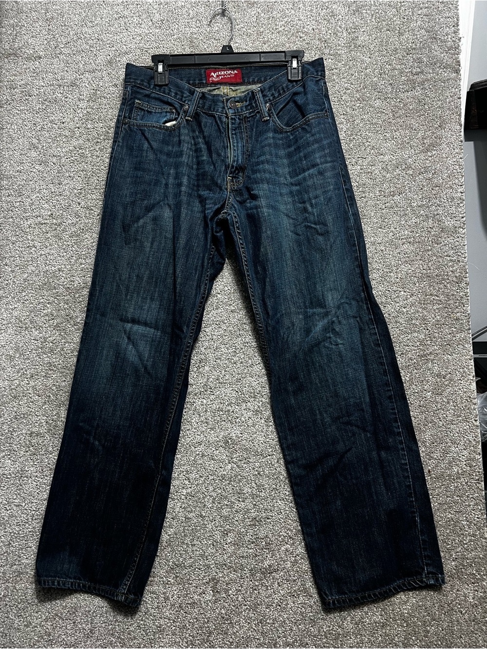 Arizona men’s Loose Fit Straight Denim Jeans Size 32X32